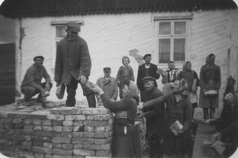 parafia polskokatolicka 1_16.jpg - Rok 1960. Budowa nowej plebanii